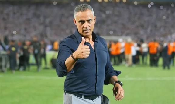 إيقاف جديد يطارد الزمالك بسبب مستحقات جوميز ومعاونيه